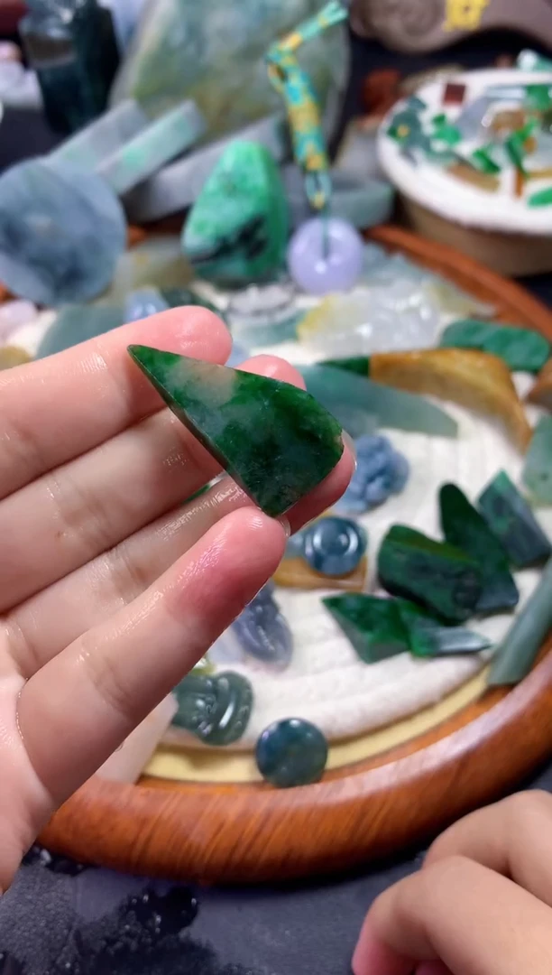 颈饰未镶嵌翡翠艺037天然翡翠