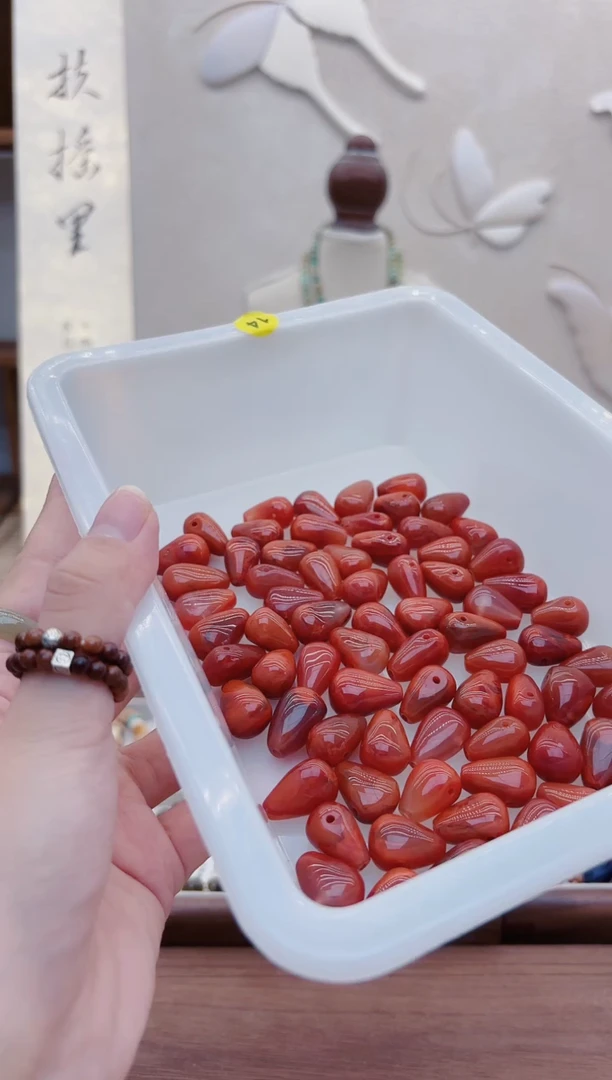 颈饰未镶嵌南红玛瑙G167南红三通发1