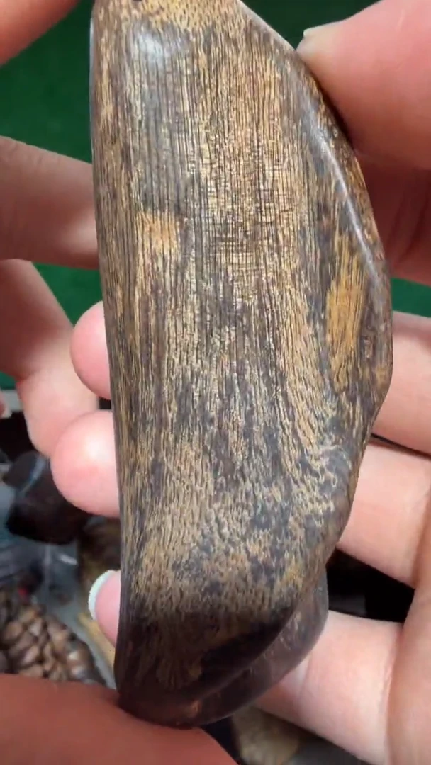 沉香手把件文莱多样性发一