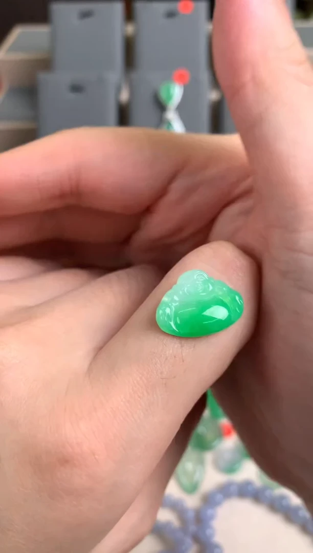 未镶嵌定制翡翠裸玉