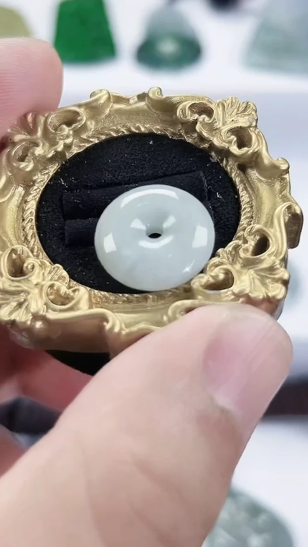 颈饰未镶嵌翡翠天然缅甸A货翡翠