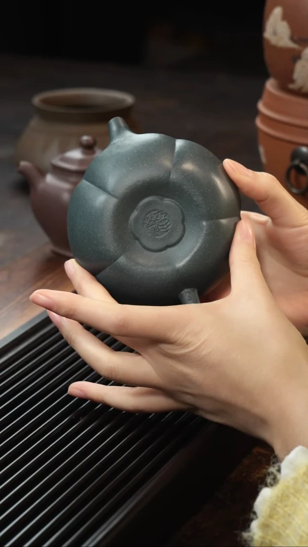 茶壶紫砂绿泥锦纹