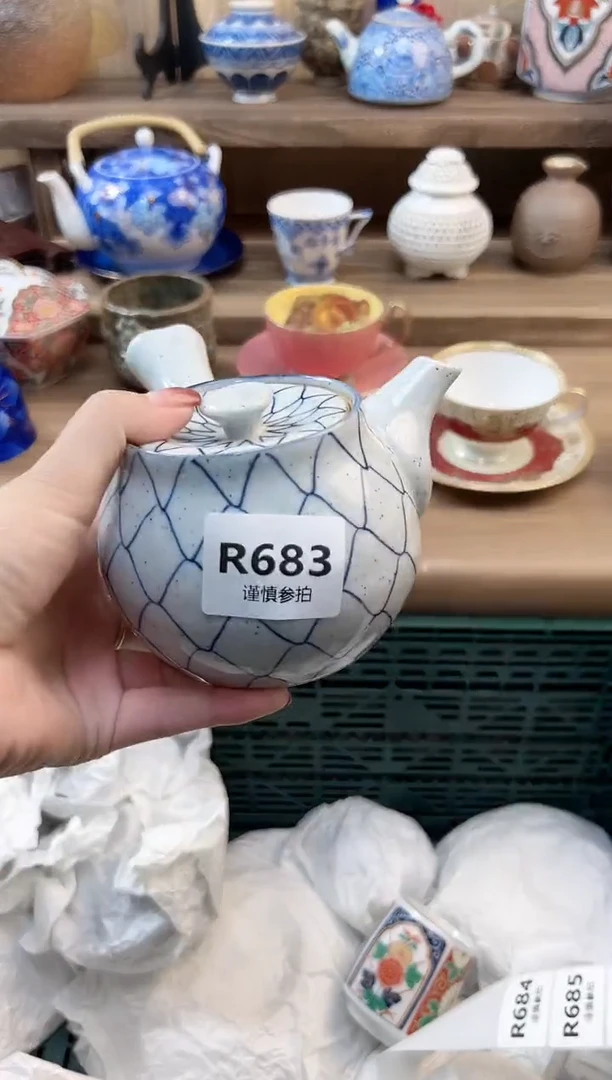 瓷片?**F    683