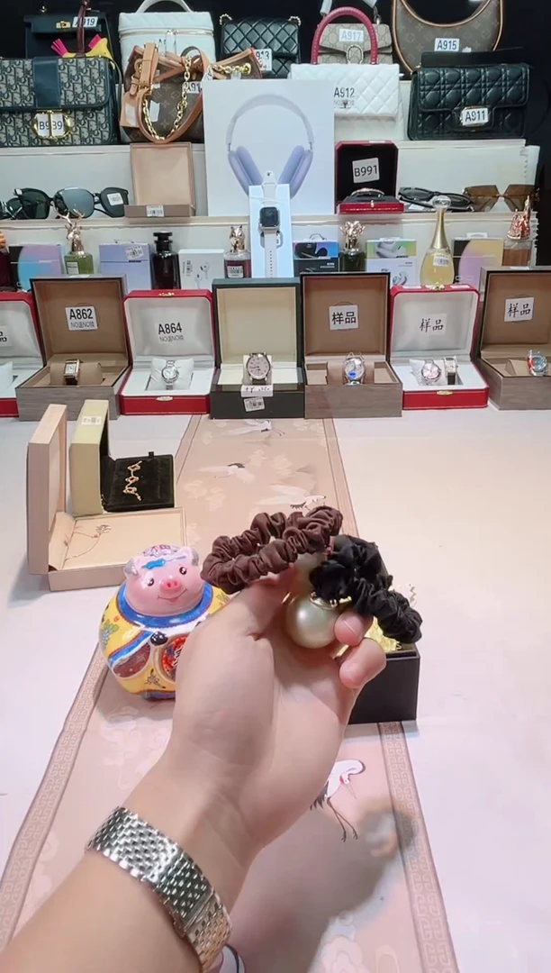 瓷片瓷器 库房到期 全部地板价@@1