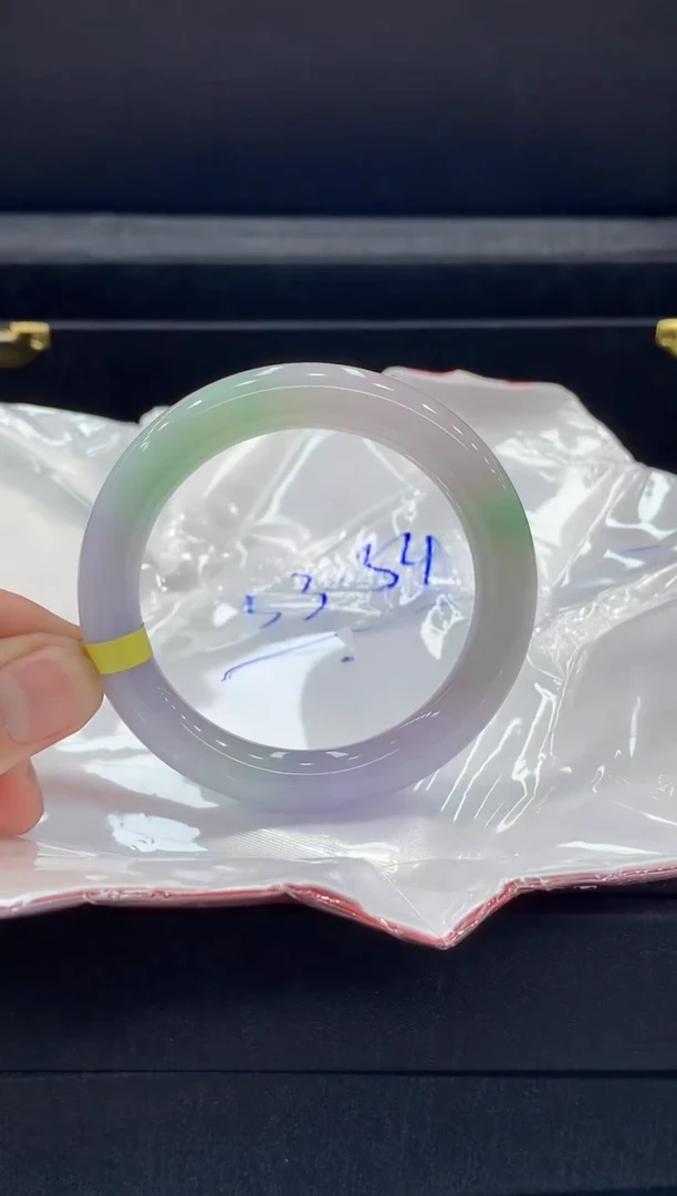 翡翠手镯未镶嵌手镯