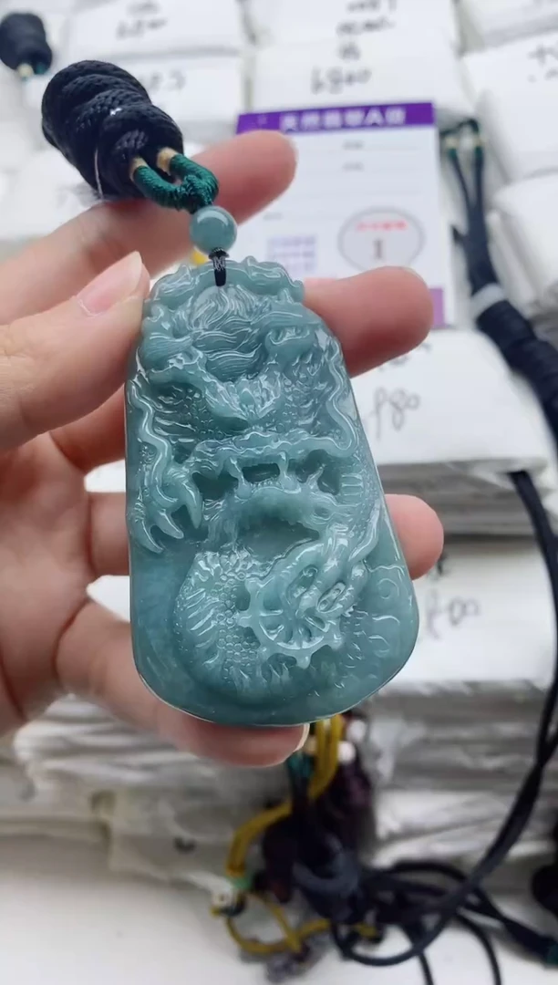 颈饰未镶嵌翡翠8
