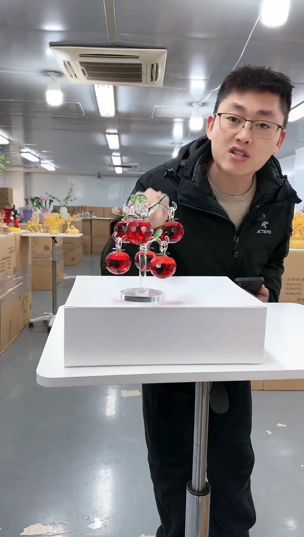 【闪购商品】玻璃小飞0000