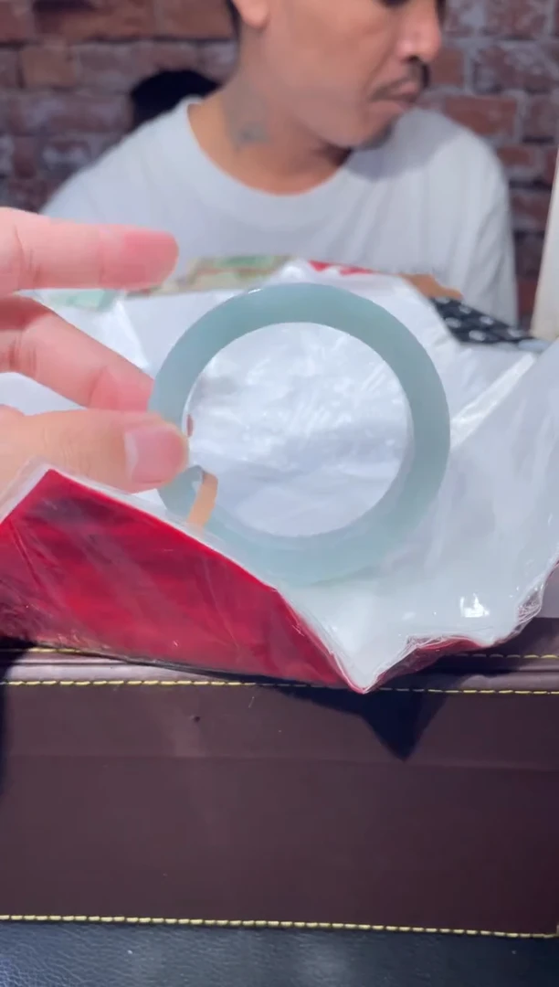 【闪购商品】定制翡翠手镯未镶嵌发一件/DDI02453