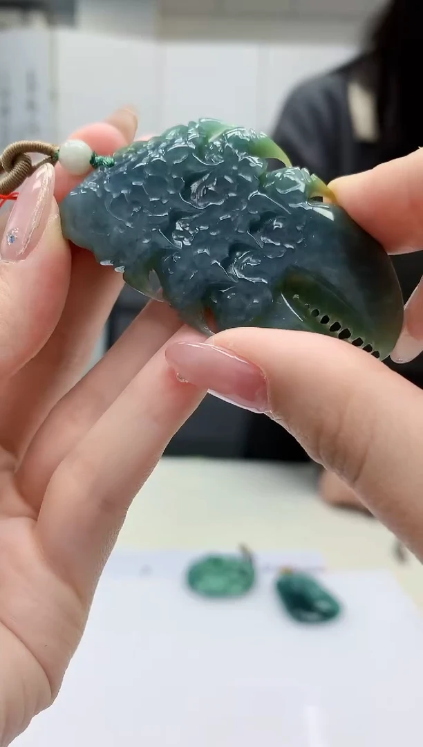 【闪购商品】定制翡翠未镶嵌4852jw-毛货挂件102