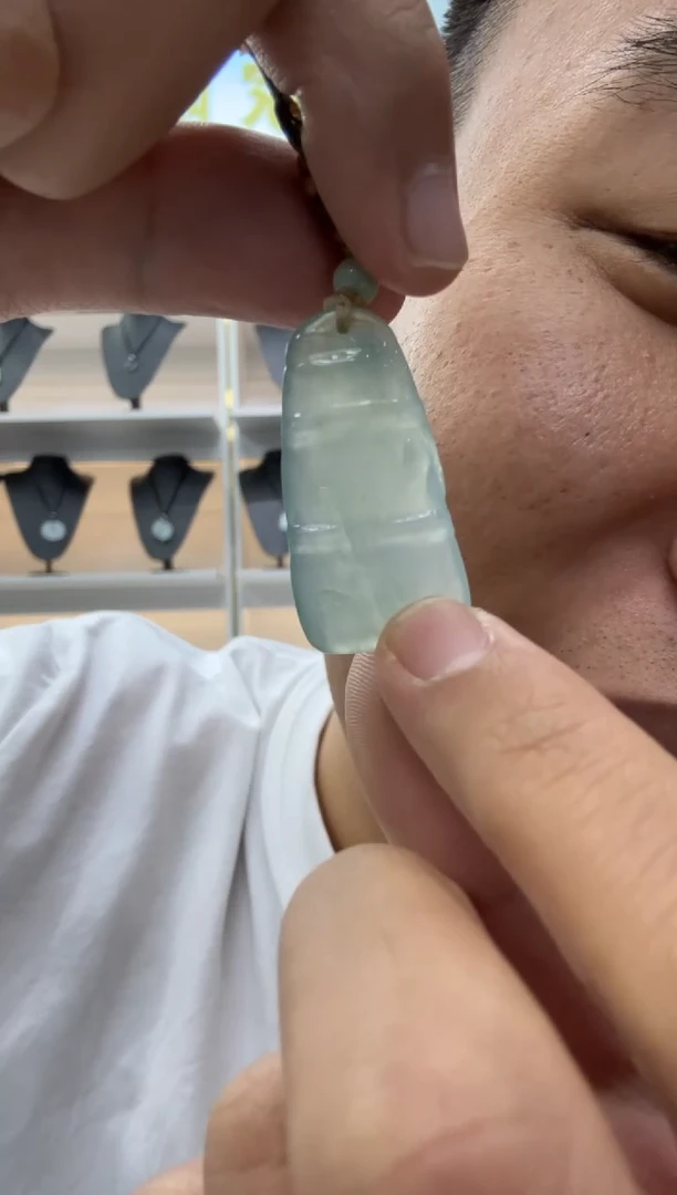 颈饰未镶嵌翡翠天然翡翠A货孤品一件