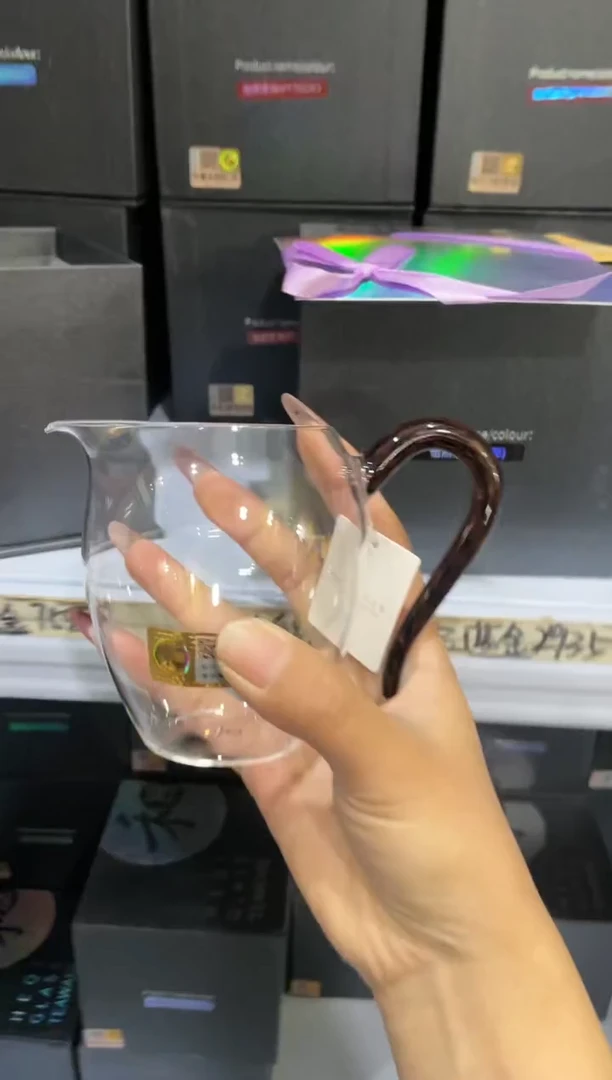 【闪购商品】怡然夜彩公道杯。。。