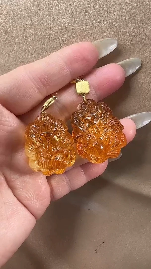 琥珀颈饰未镶嵌耳环