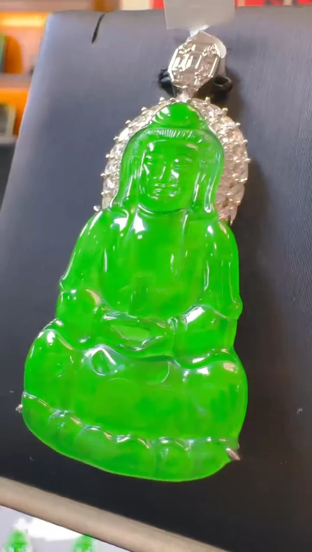 吊坠(赠链)银S925镶嵌翡翠天然A货翡翠