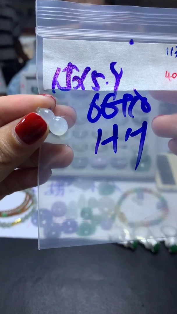 未镶嵌定制翡翠H*H毛货需精细抛光拍一发一