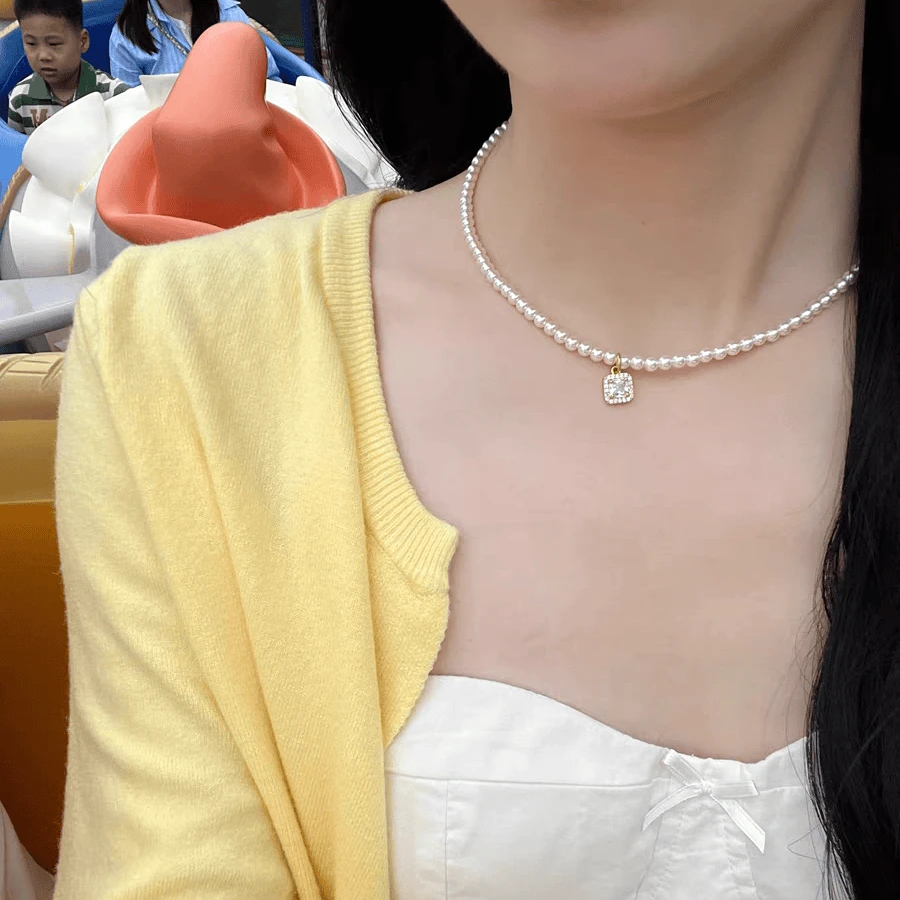 钛钢仿珍珠吊坠 杨紫同款小米珍珠2025新款方糖女锁骨链XL0392