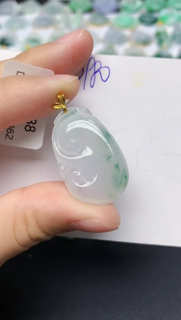 颈饰18K金镶嵌翡翠天然缅甸A货翡翠百元以上9元证书费自理