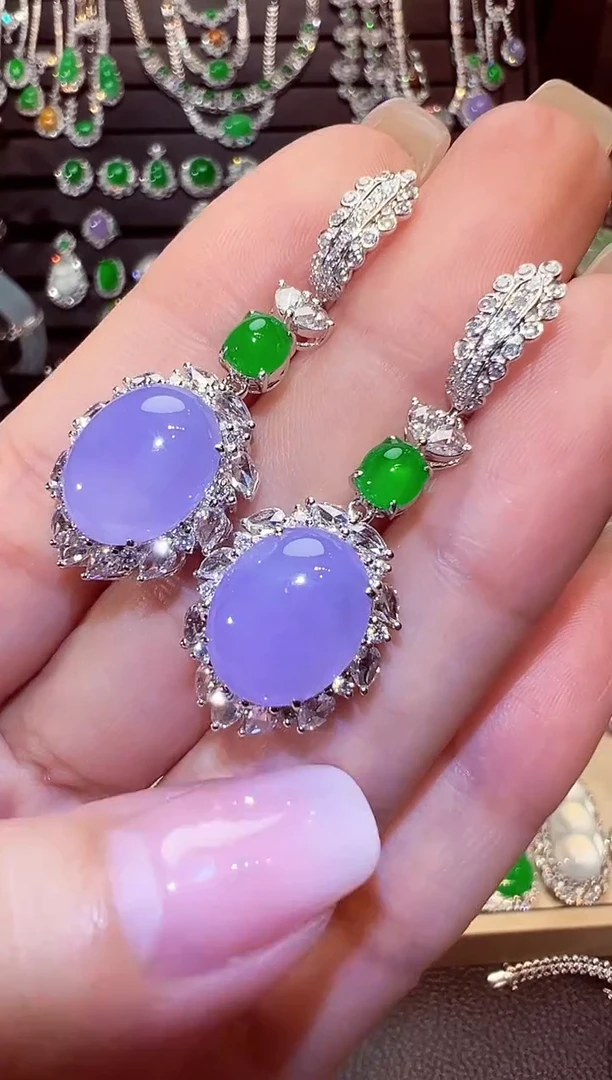 翡翠18K金镶嵌耳饰蛋面