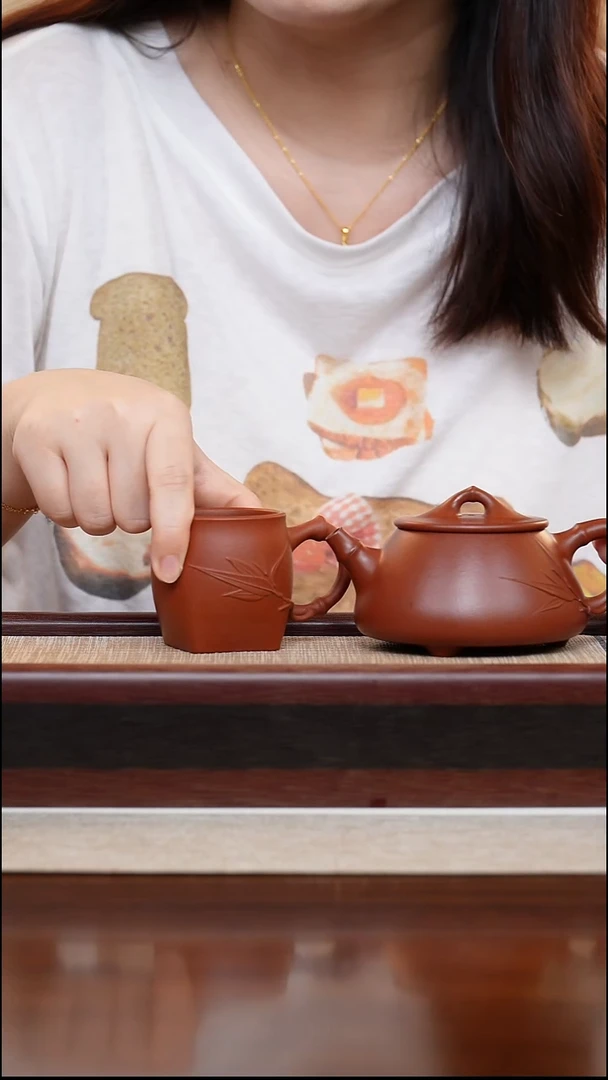 朱泥竹节石瓢200cc宜兴手工紫砂壶＋杯子