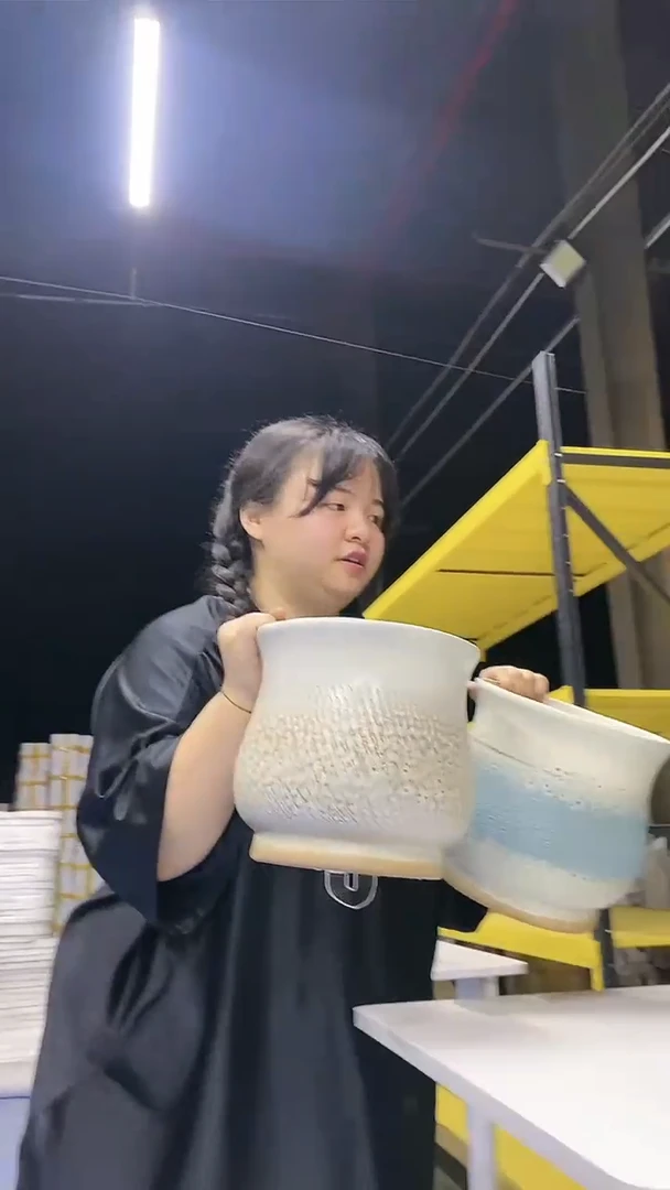 宜兴紫砂粗陶花盆