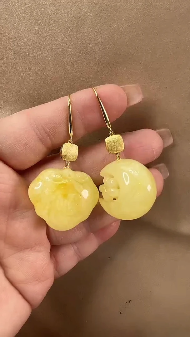 琥珀颈饰未镶嵌耳环