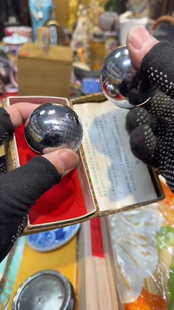 金属中古艺术工艺美术品