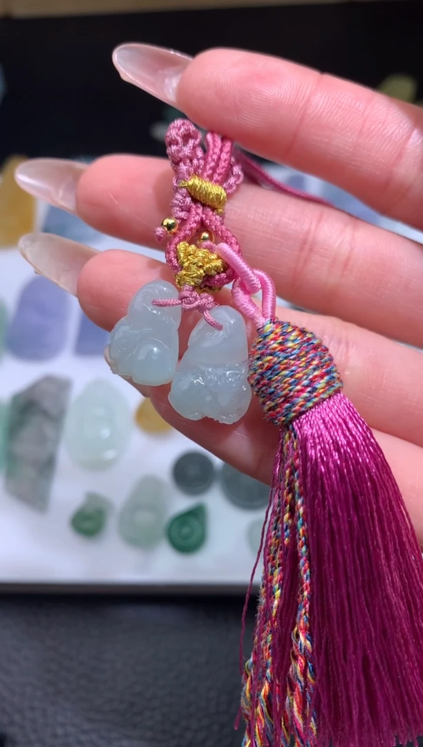 【闪购商品】翡翠挂件未镶嵌九尾狐