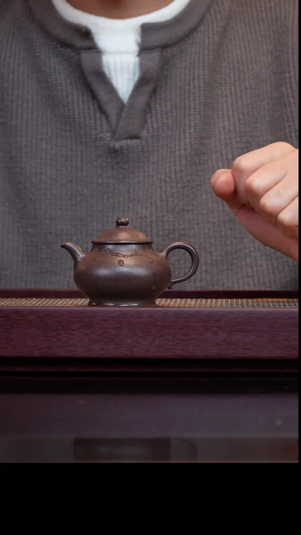 茶壶紫砂千禧紫泥半手潘壶130cc
