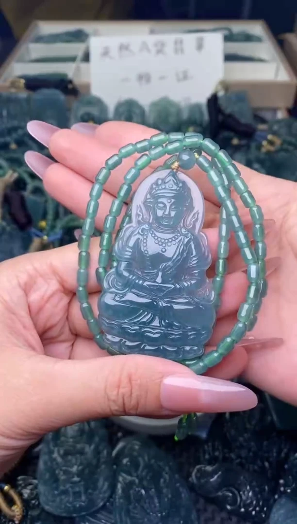 翡翠未镶嵌颈饰12