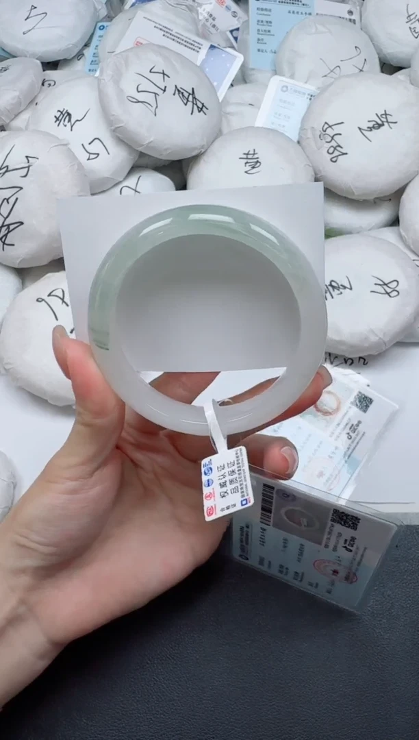 未镶嵌手镯和田玉101-