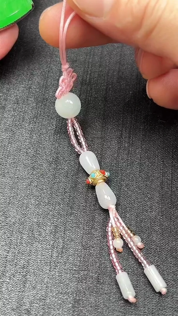 翡翠未镶嵌吊坠(不含链)天然缅甸翡翠A货 挂绳