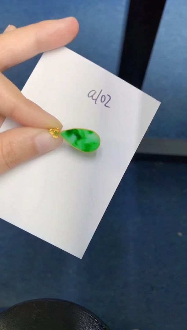 【闪购商品】翡翠颈饰18K金镶嵌000000000