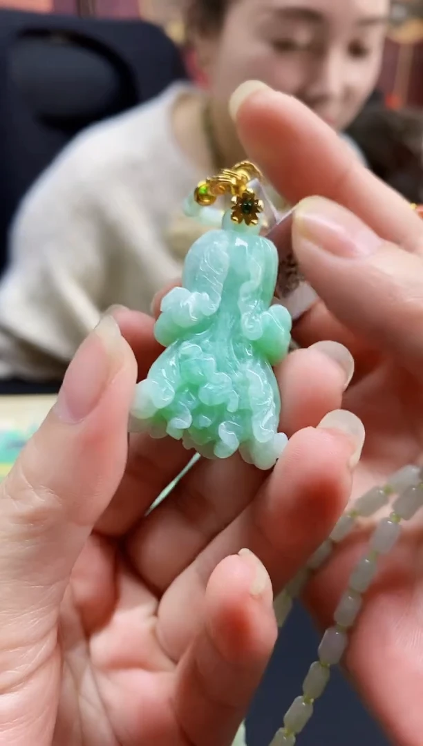 颈饰未镶嵌翡翠翡翠吊坠-21