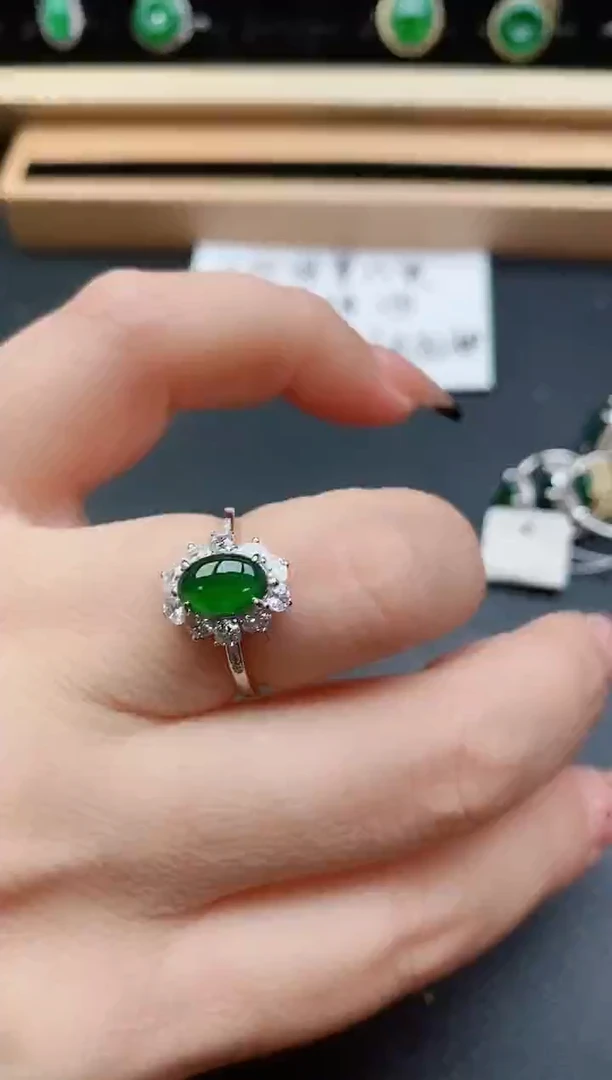 翡翠戒指银S925镶嵌50