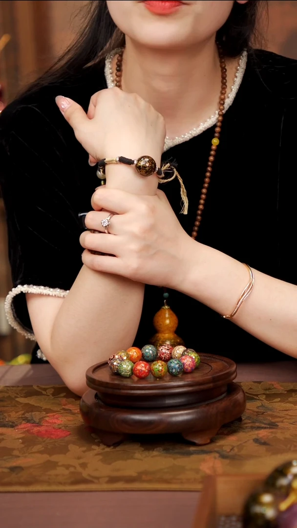 244易林精工手串------38