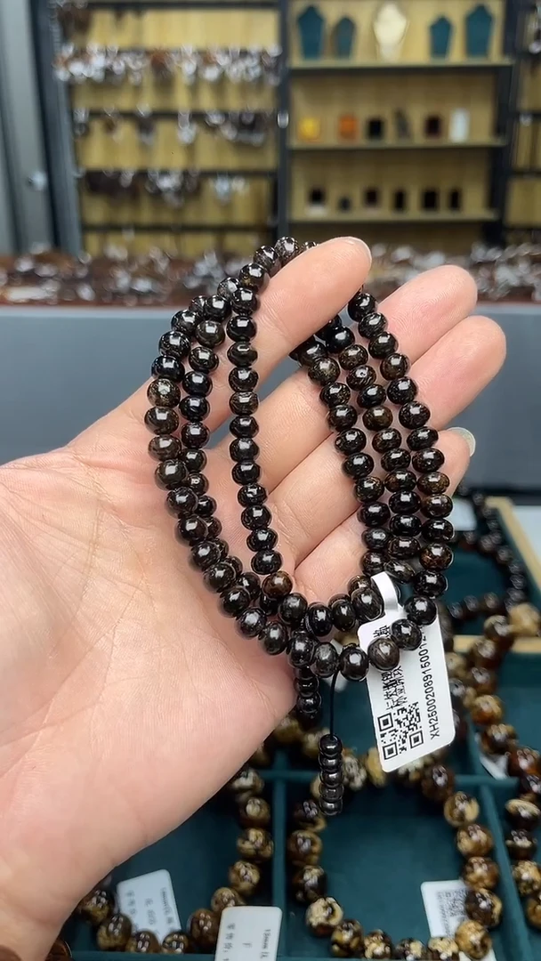 裸石琥珀未镶嵌抚顺琥珀7+翳珀多样性发其一