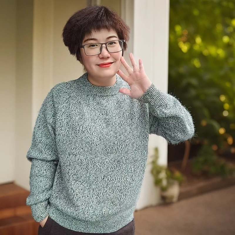 女士圆领100纯山羊绒衫花式纱线厚款400克左右