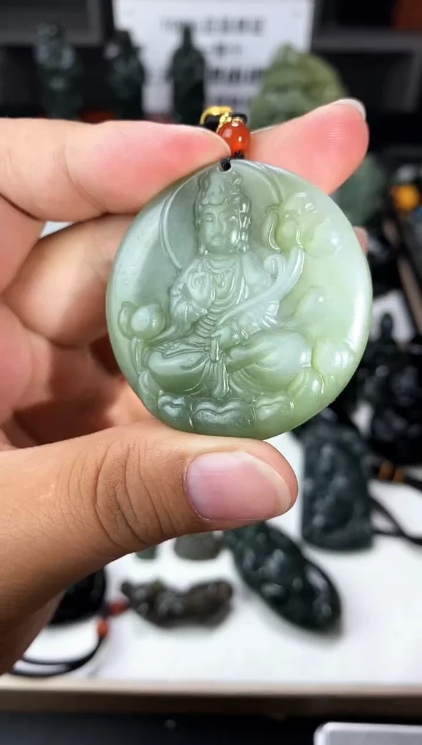 颈饰未镶嵌和田玉1
