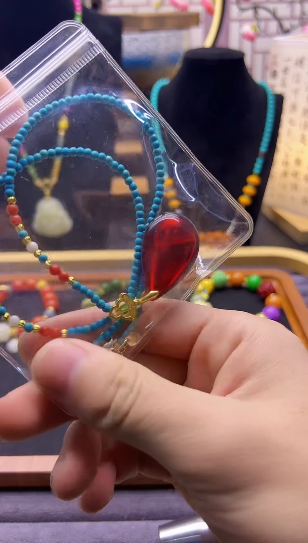 【闪购商品】血珀颈饰14K金镶嵌X299`````