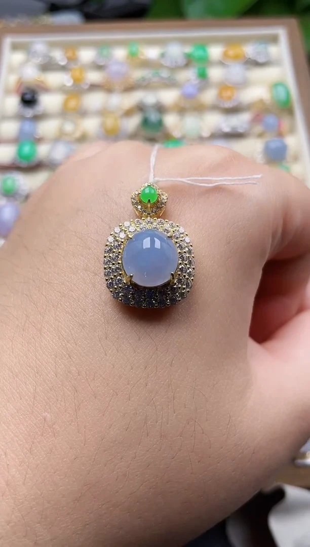 颈饰银S925镶嵌翡翠100