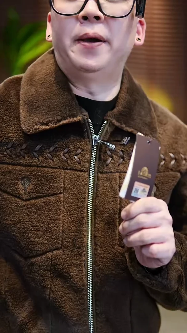 52码（ 140-155斤）兽王羊毛夹克