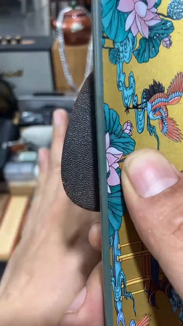 瓷片闪购商品  如图所示