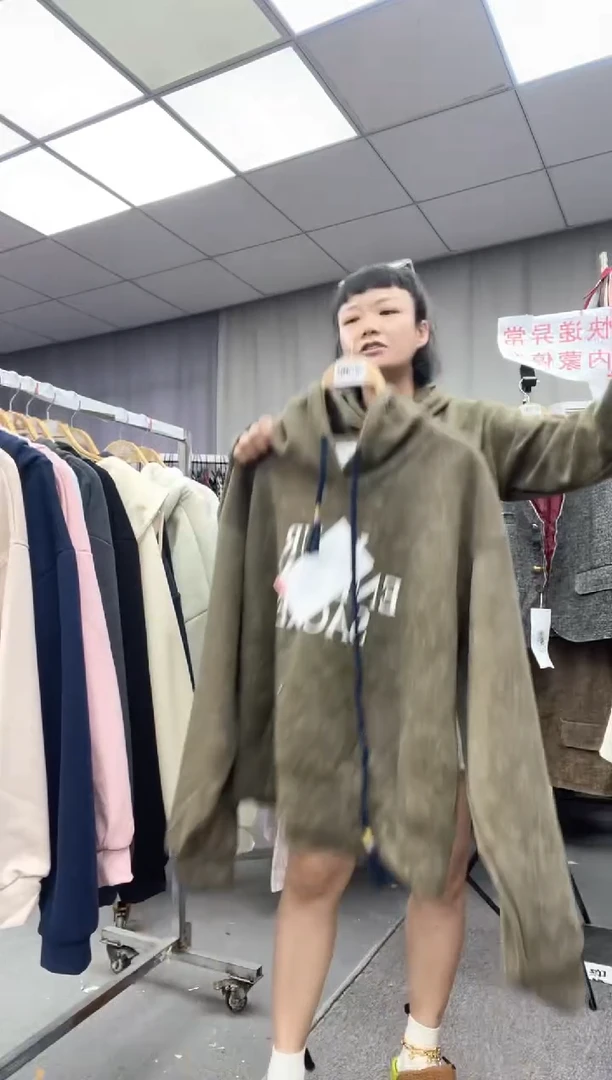 棉大哥家漂亮衣服漂亮颜色