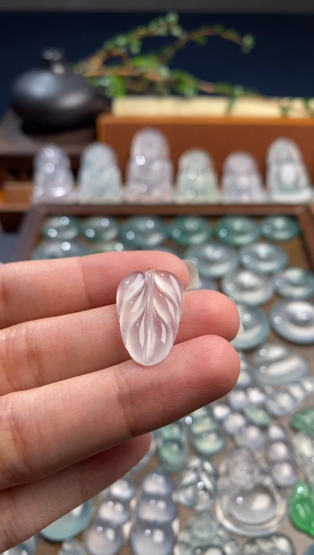 吊坠(不含链)未镶嵌翡翠叶子