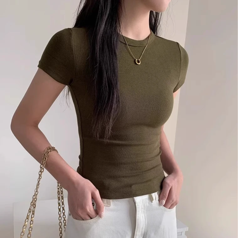 2025夏季短袖纯色刺绣街头圆领正肩T恤修身显瘦设计感百搭上衣