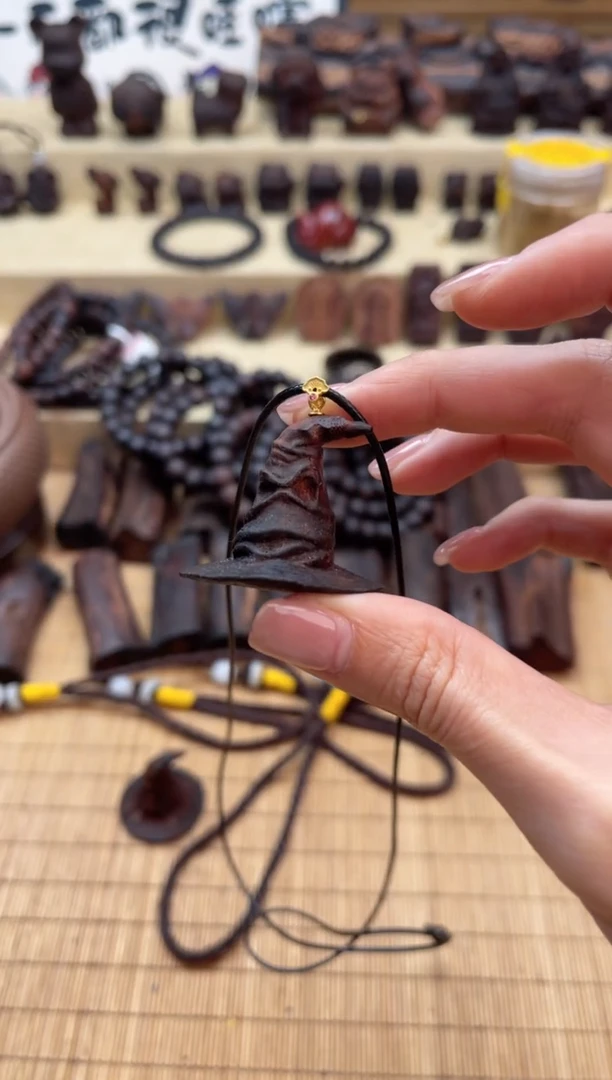 【闪购商品】降真香其他分院帽雕刻