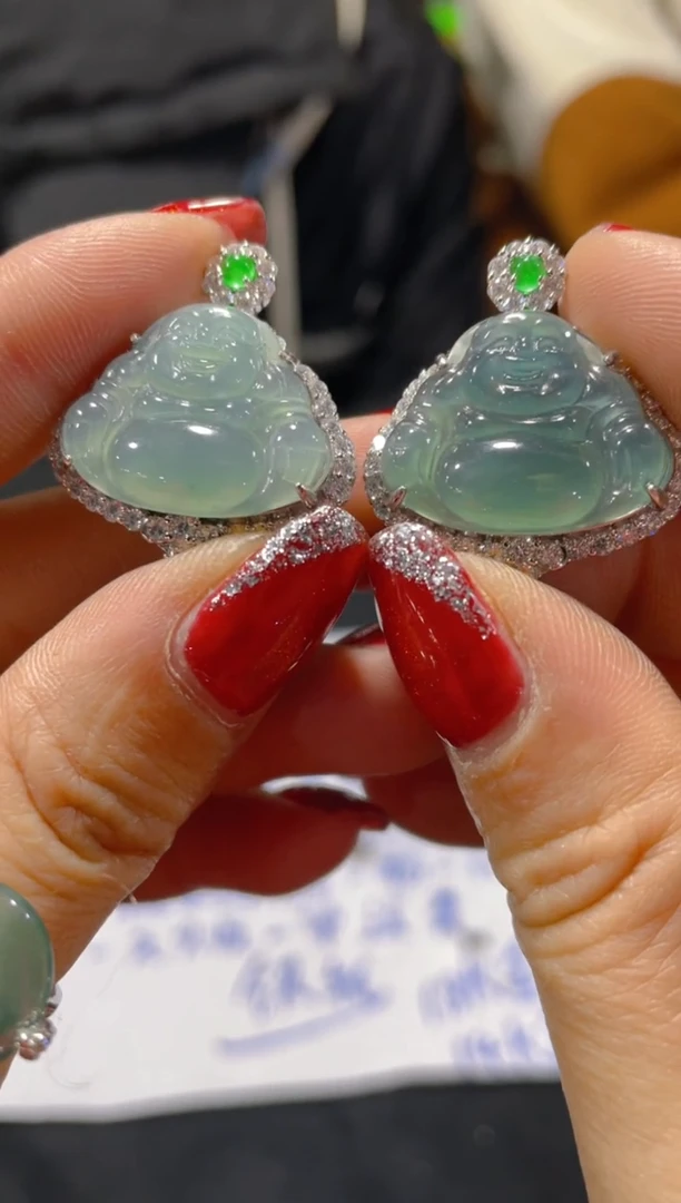 【闪购商品】翡翠颈饰未镶嵌天然A货翡多样性发货拍一发一