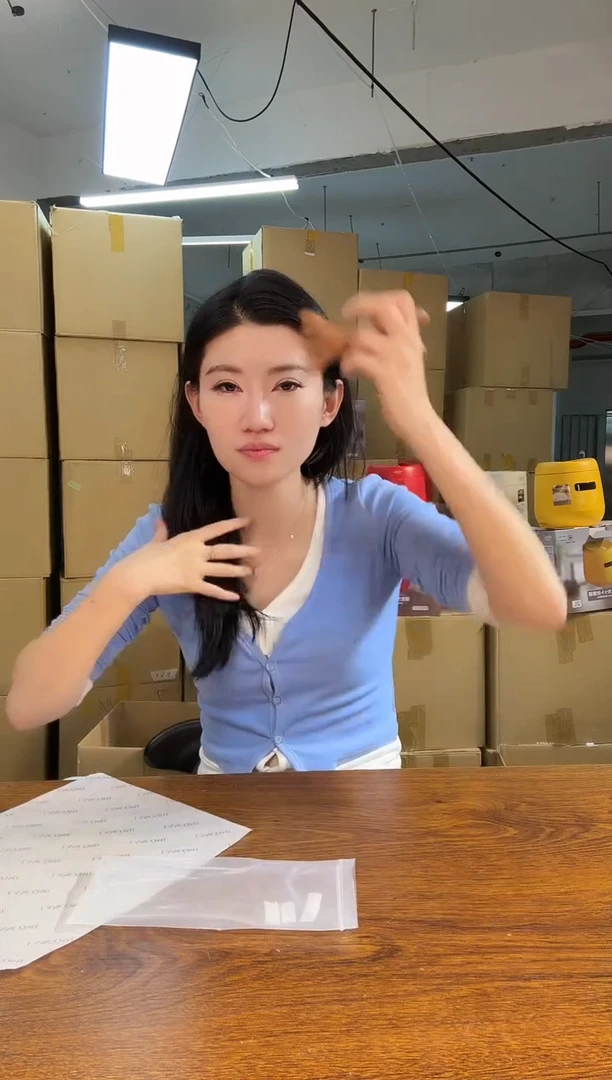 小狐狸瓷器哇哇哇