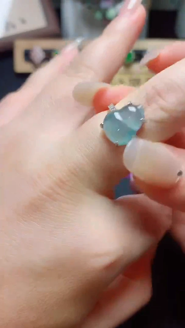 翡翠戒指银S925镶嵌天然翡翠s925银镶嵌