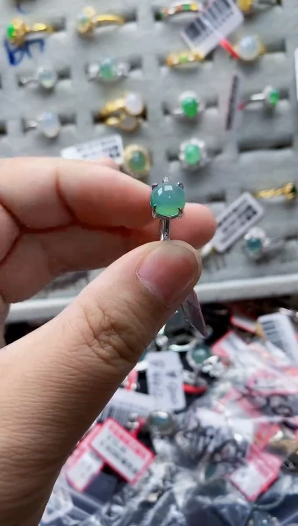 翡翠戒指银S925镶嵌1200000000   2