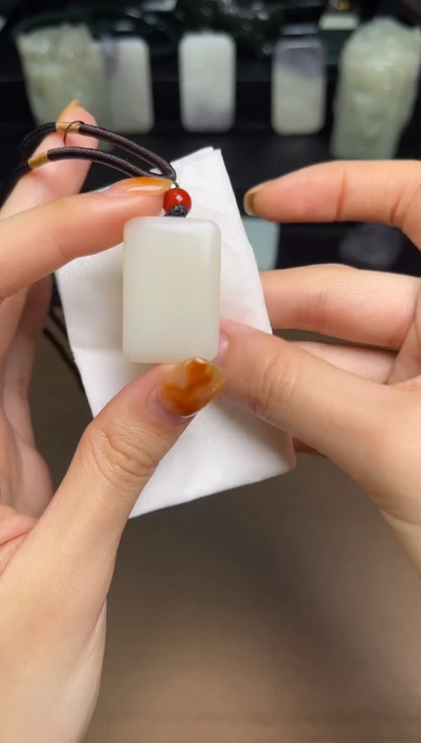 【闪购商品】和田玉颈饰未镶嵌94